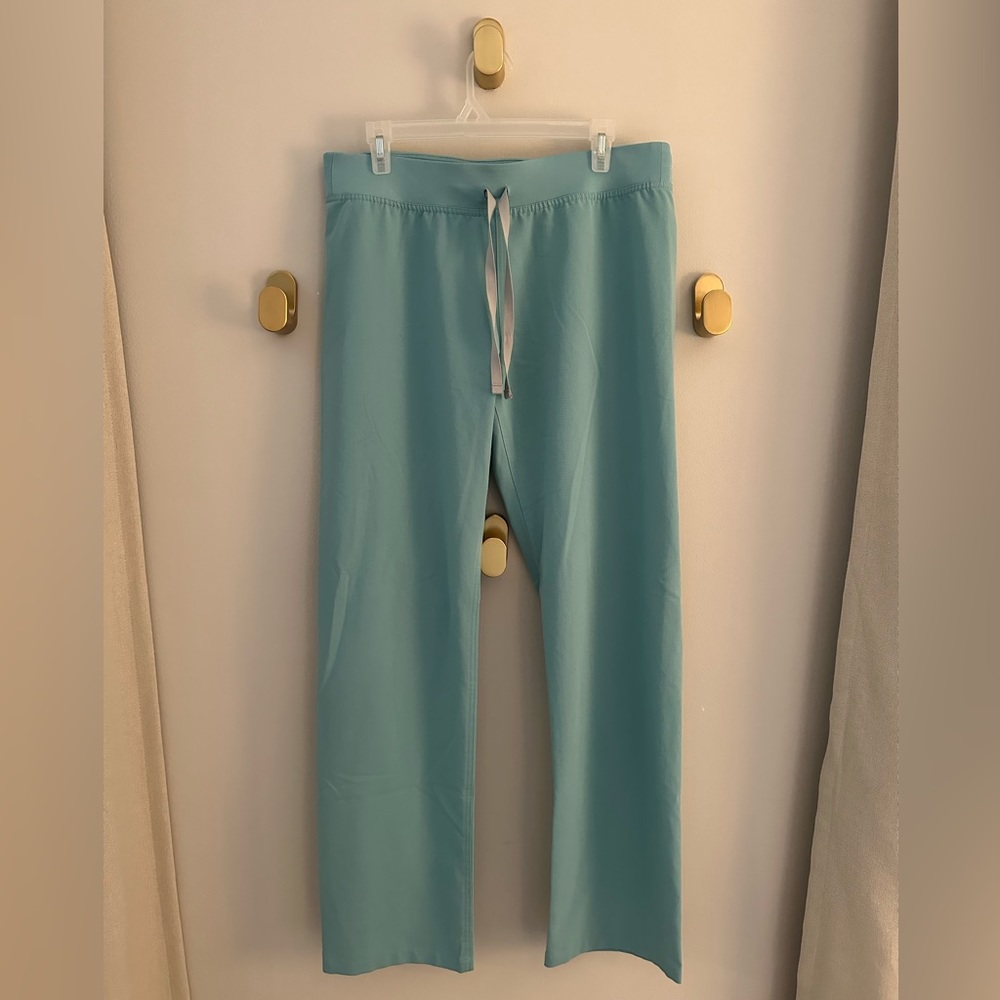 Figs Livingston Basic Scrub Pants - Sea Glass - Size Medium/Tall